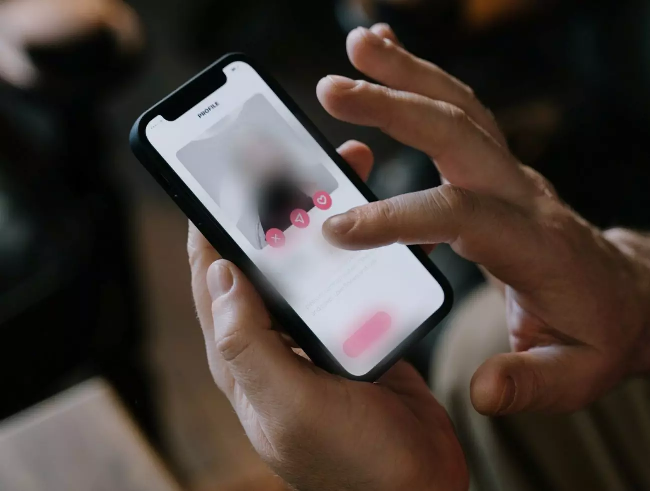 Encontro marcado em aplicativo termina em crime de estupro no Sul de Minas