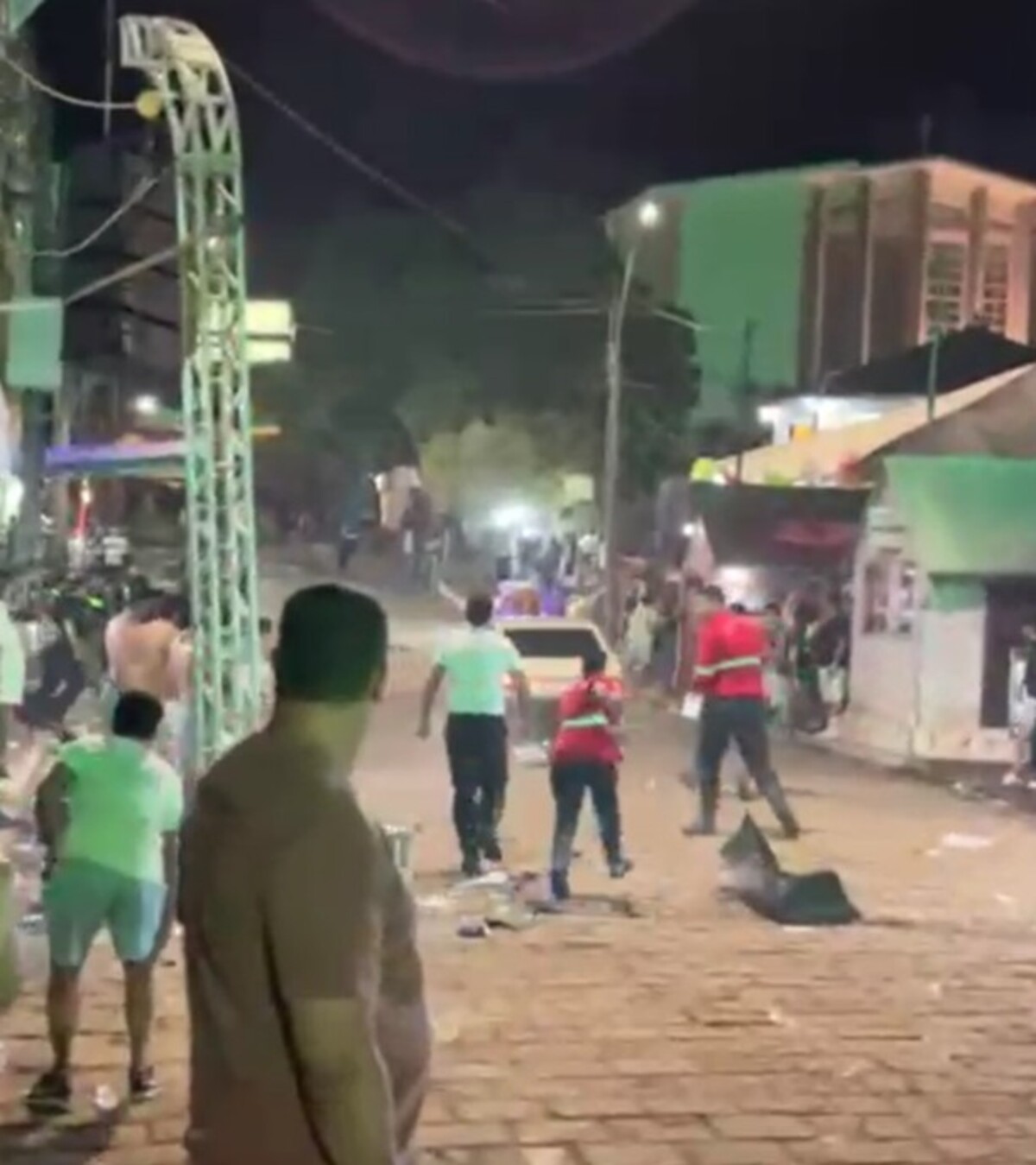 Homem invade área do público com carro no Carmofolia e acaba preso no Sul de Minas